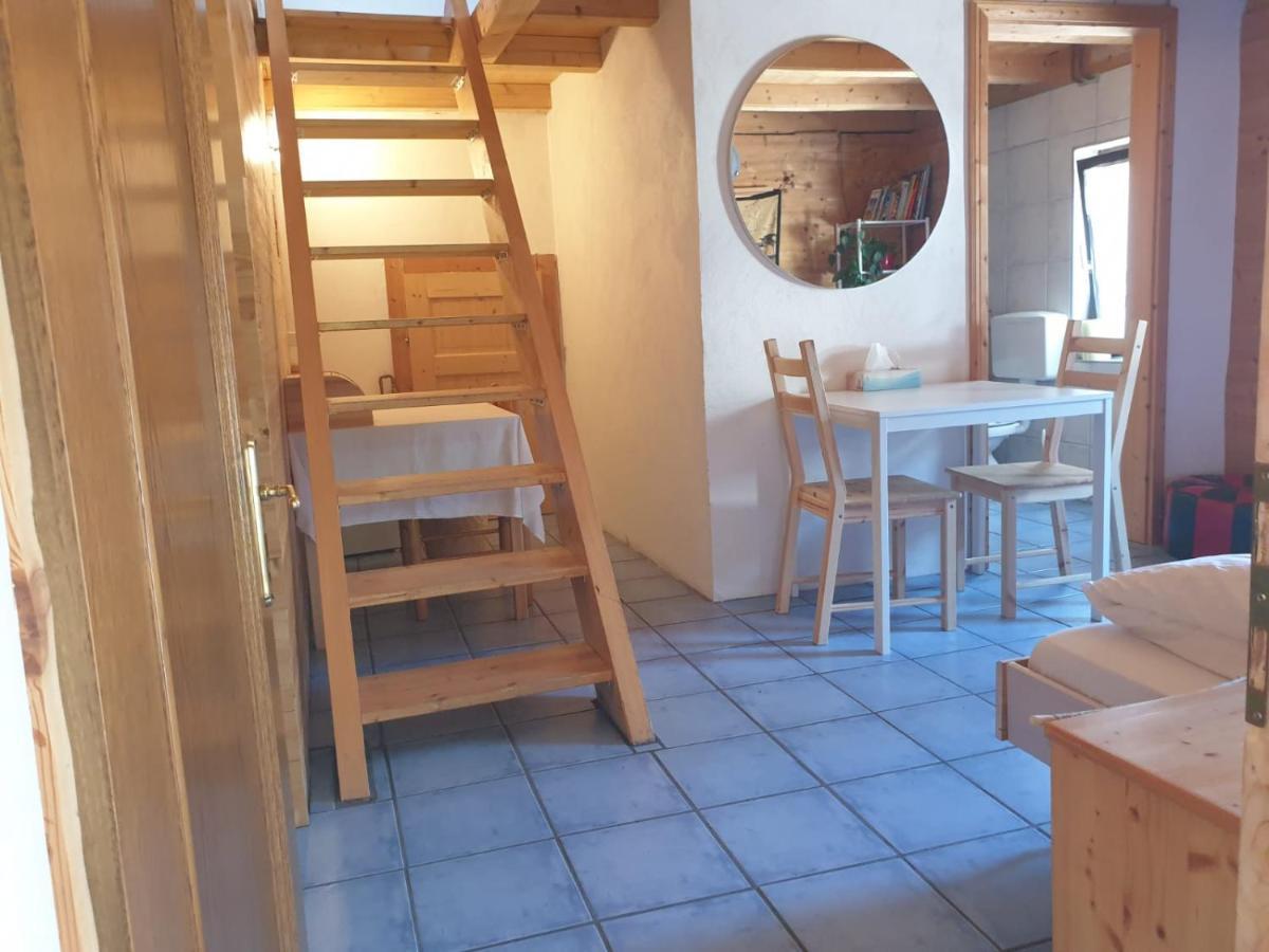 Homestay Sleepy Traveler Sankt Georgen im Attergau Eksteriør bilde